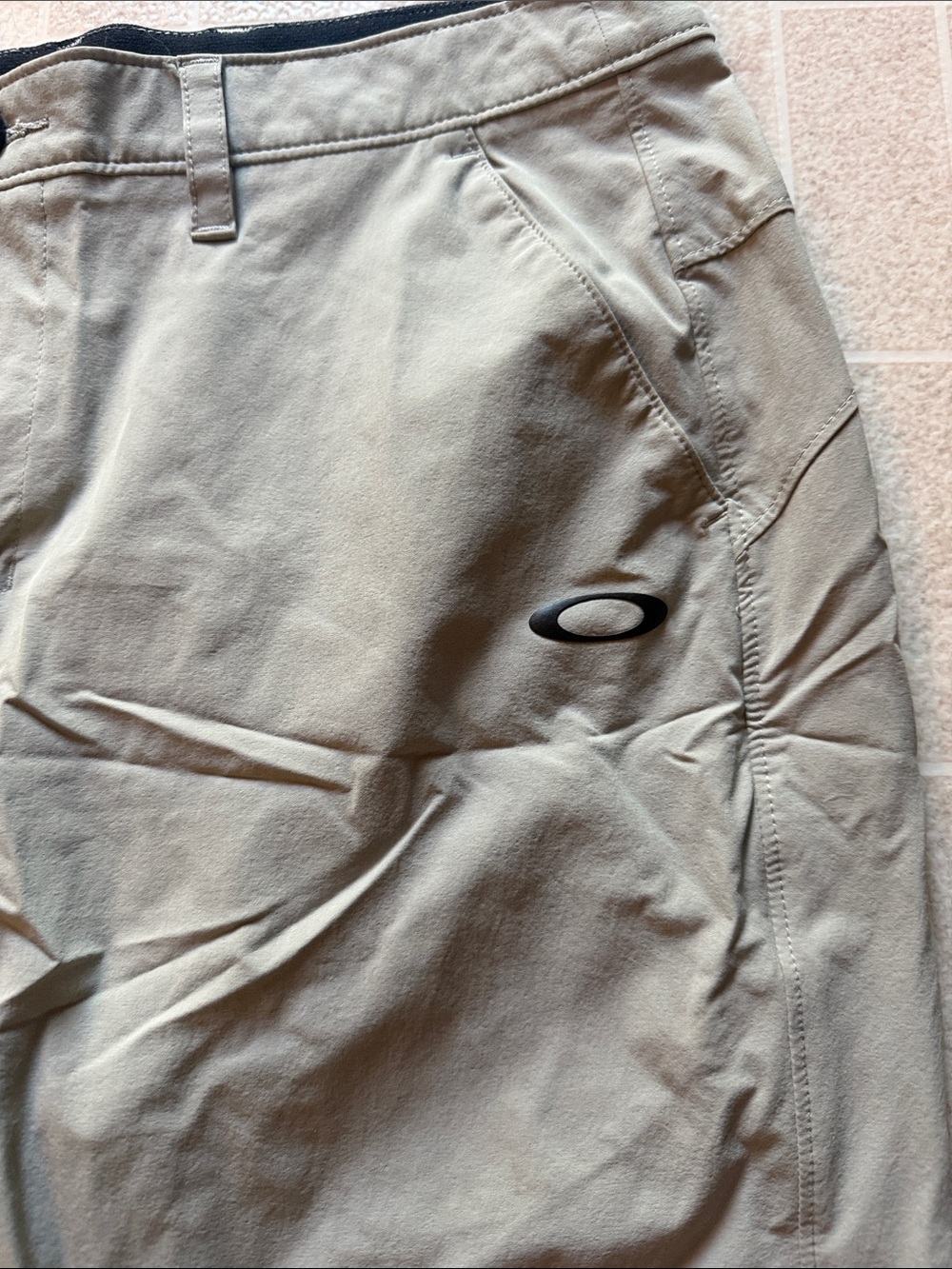 Oakley Men's Tan Performance Chinos - Picture 2 of 5